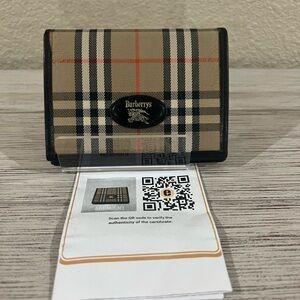 BURBERRYS Nova Check Bifold Wallet w COA